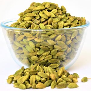 বাদামি এলাচ গাছ একটি.....